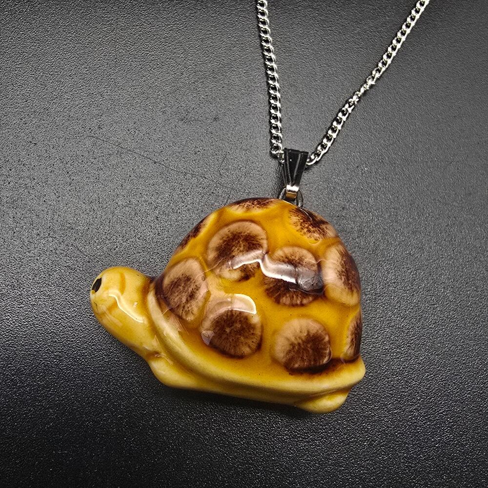 Vintage Ceramic Brown Turtle Pendant Necklace Silver Tone 1970s Jewelry